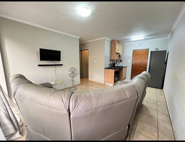2 BEDROOM PROPERTY TO RENT IN KIBLER PARK